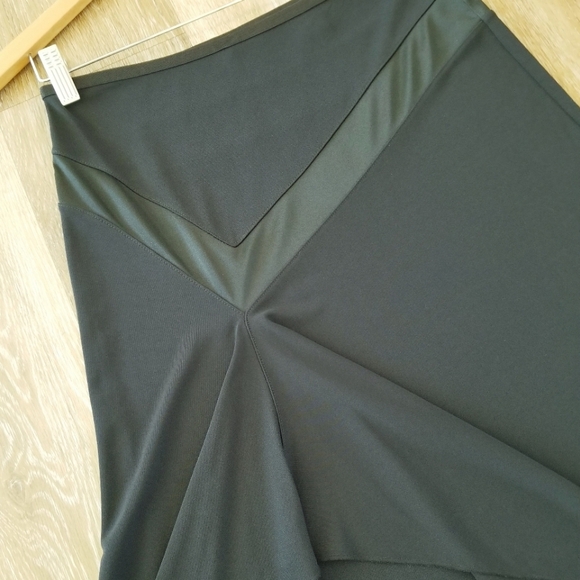 Express Vintage Asymmetrical Black Pull-on Midi Skirt EUC Fairy Whimsical Goth - Picture 8 of 10